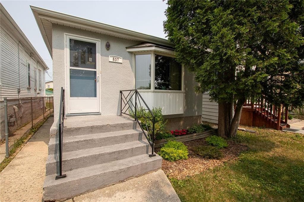537 Cathedral Avenue, Winnipeg, MB R2W 0Y4 — sold by MIB Division at Royal LePage Prime
